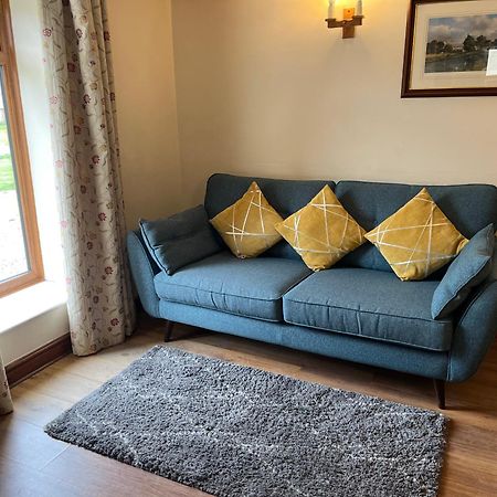 Tupenny Cottage, Old Mill Farm, Cotswold Water Park Cirencester Luaran gambar